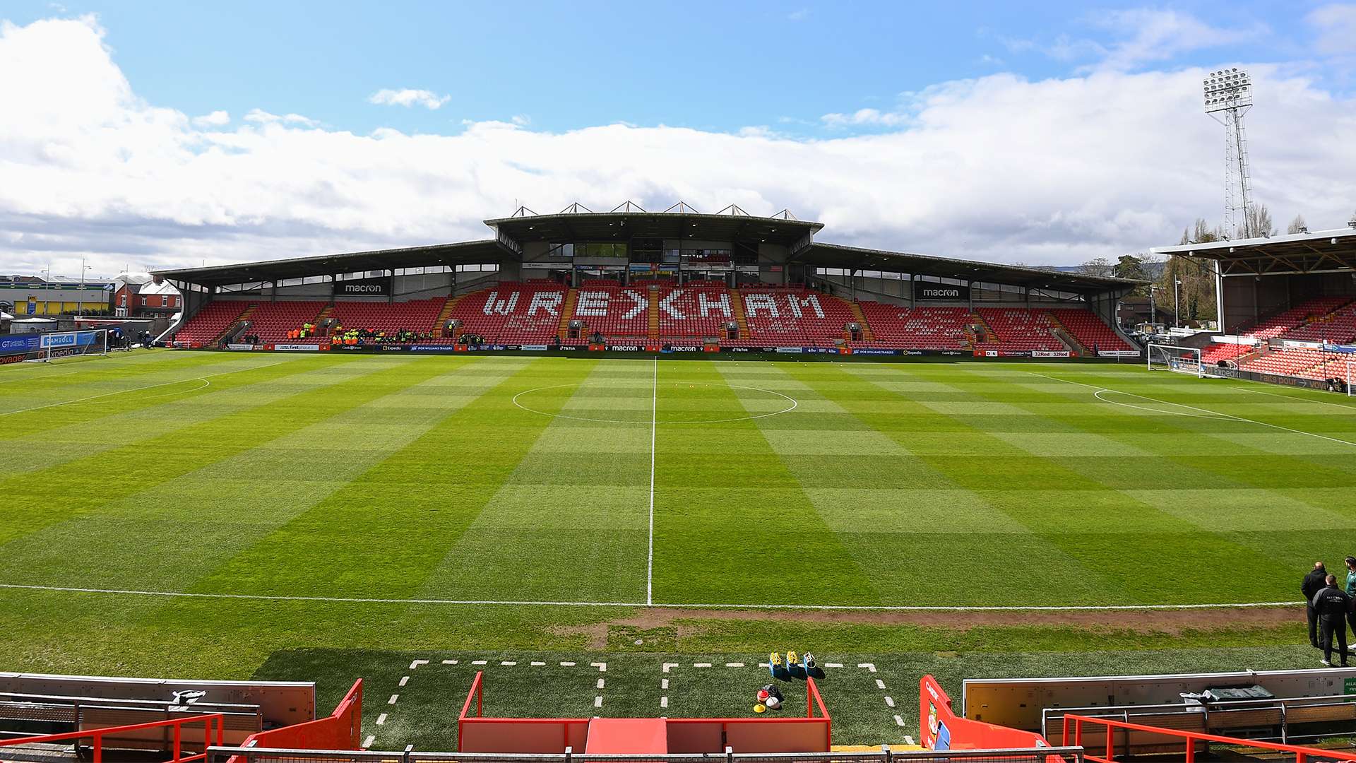 爾瓦雷斯 爾瓦雷斯