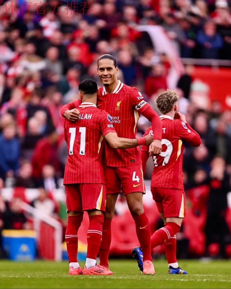 无愧队长!利物浦内部矛盾 34岁范戴克出面:劝萨拉赫留下 无愧队长!利物浦内部矛盾 34岁范戴克出面:劝萨拉赫留下